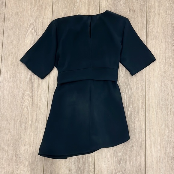 Zara XS asymmetrical forest green blouse - Picture 2 of 2